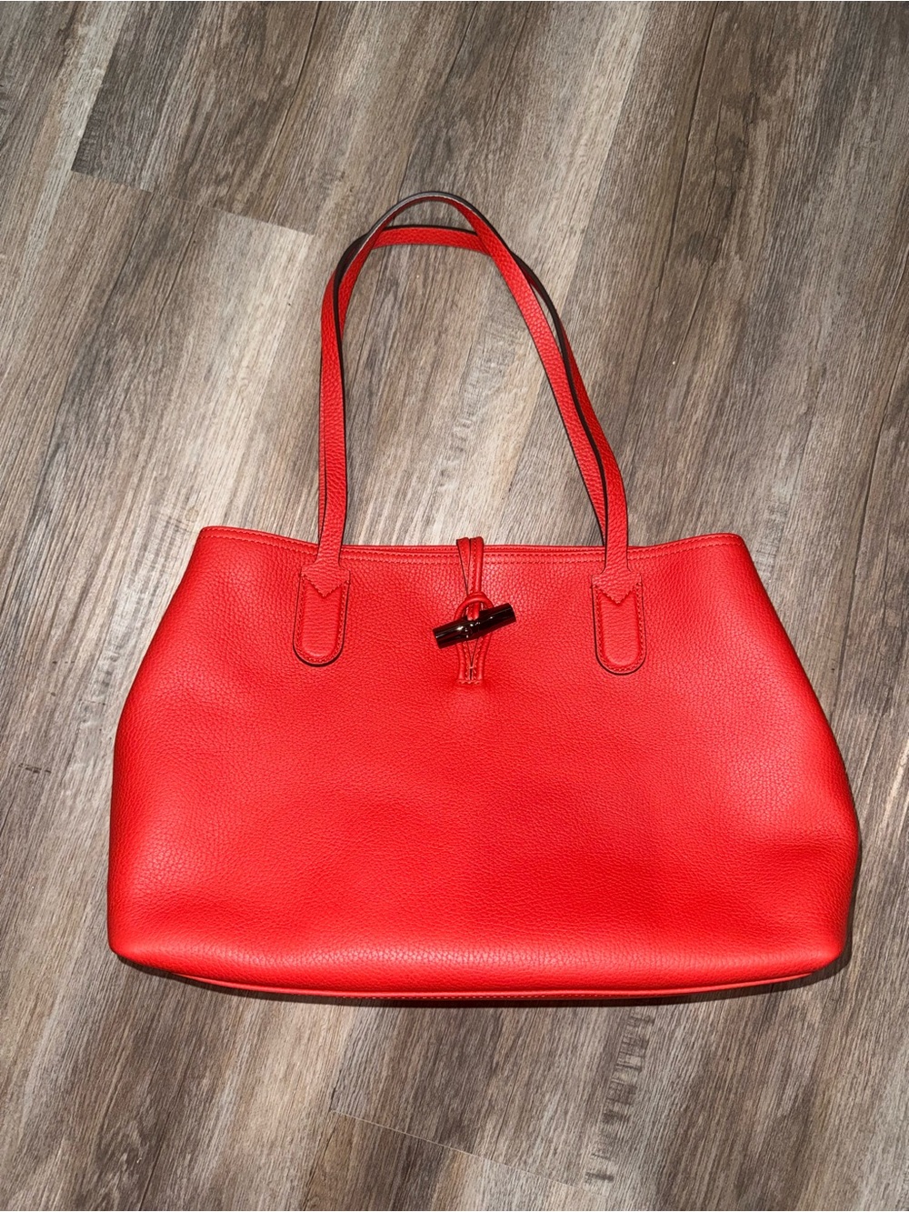 Longchamp Roseau Essential Mid Leather Tote